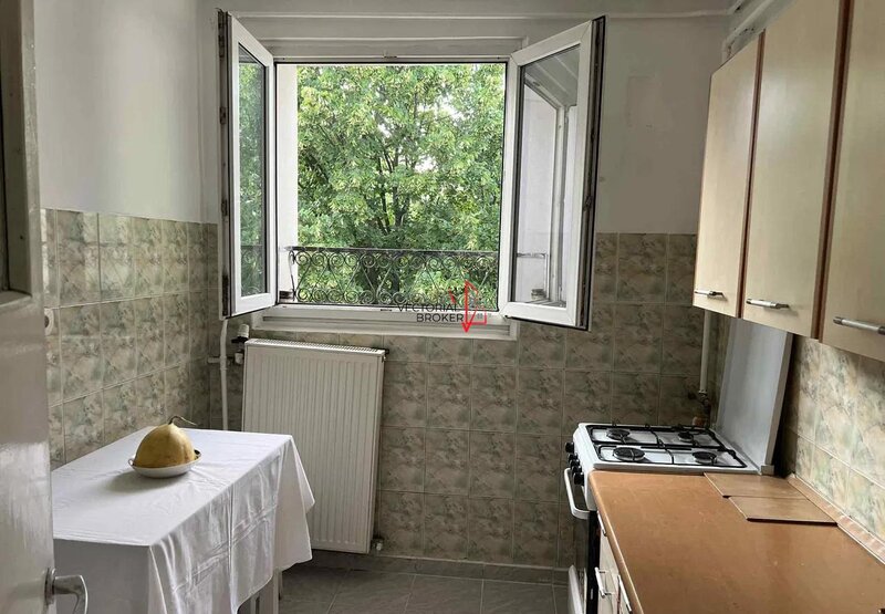 Titan Policlinica Apartament 4 camere