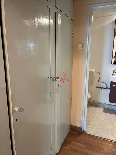 Titan Policlinica Apartament 4 camere